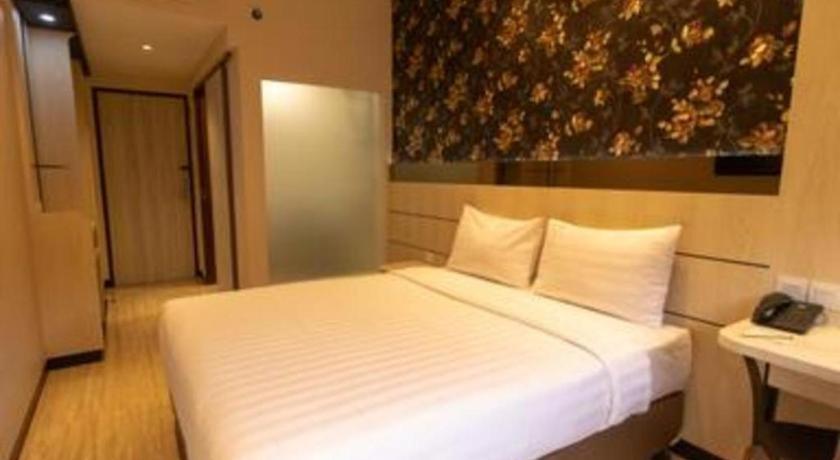 Mine Home Hotel By Sovia Bandung Exterior photo